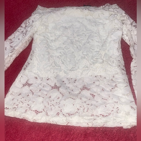 NWT lace top - Picture 3 of 5